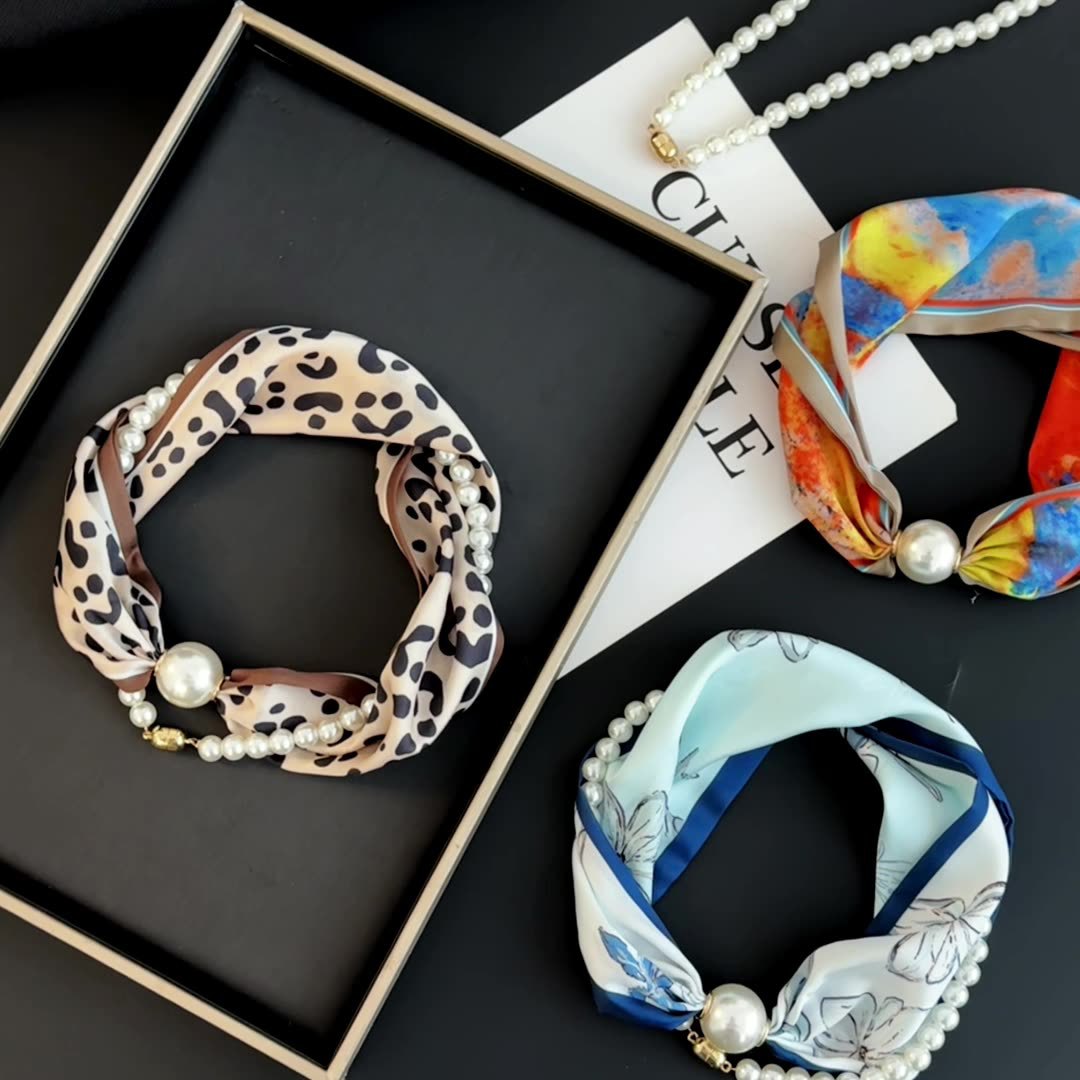 Printed Silk Scarf with Magnet - Face Scarf Mask 评论和价格
