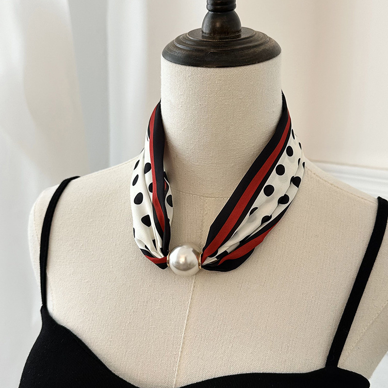 Printed Silk Scarf with Magnet - Face Scarf Mask 评论和价格