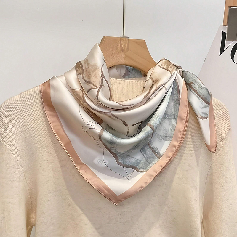 2024 Design Fashion Print Sati - Face Scarf Mask 评论和价格