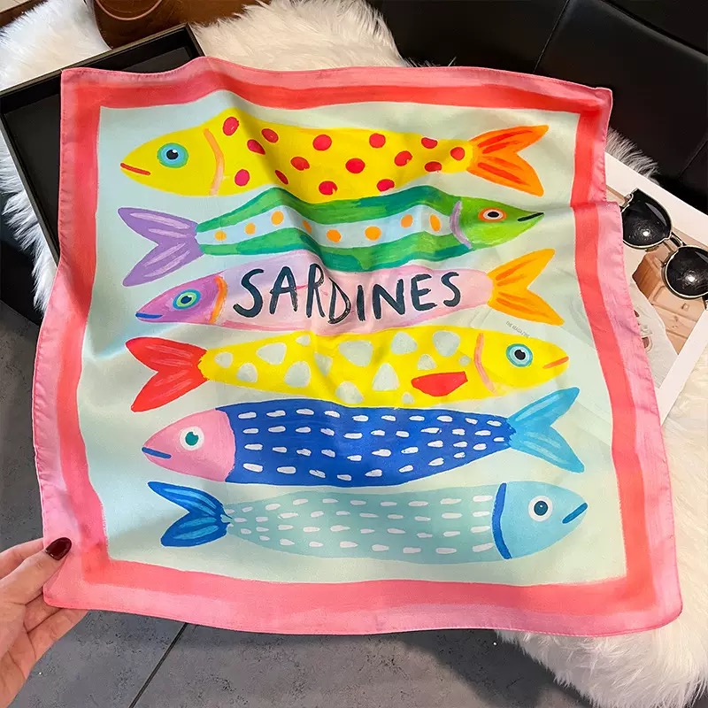 Fashion Fish Pattern Square Si - Face Scarf Mask 评论和价格
