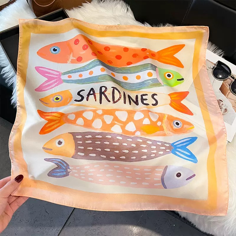 Fashion Fish Pattern Square Si - Face Scarf Mask 评论和价格